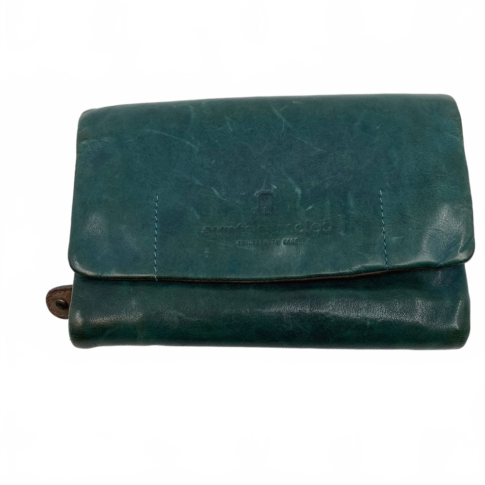Aunts & Uncles Green Leather Clutch Wallet | OS Regular